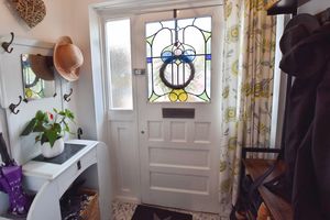 Entrance Porch- click for photo gallery